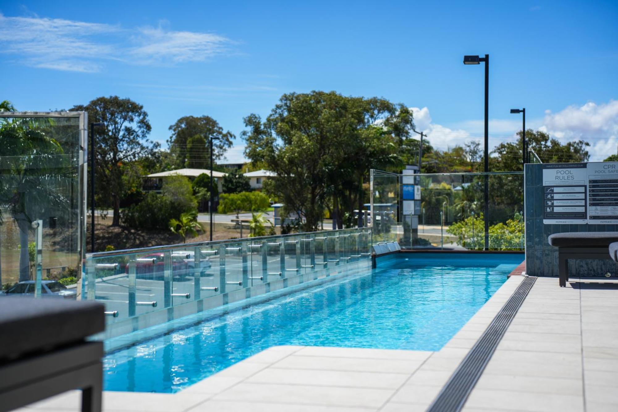 Mantra Gladstone Aparthotel Bagian luar foto