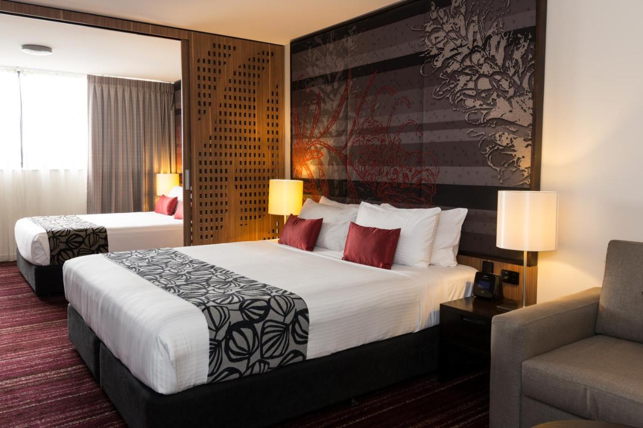 Mantra Gladstone Aparthotel Bagian luar foto