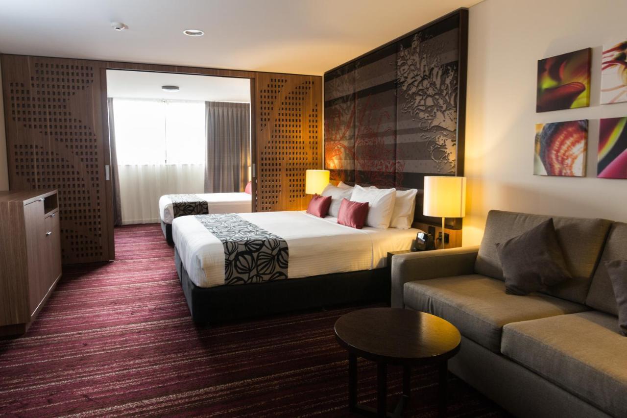 Mantra Gladstone Aparthotel Bagian luar foto