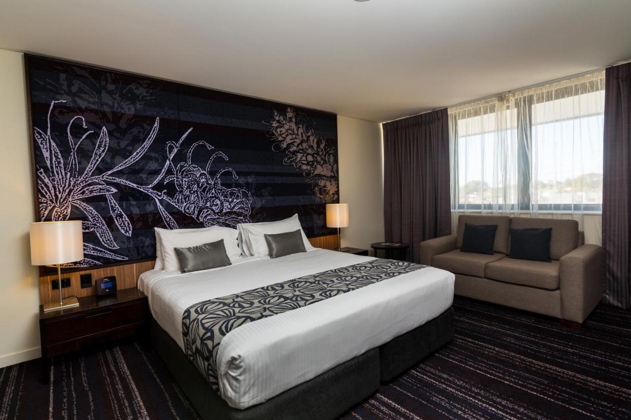 Mantra Gladstone Aparthotel Bagian luar foto