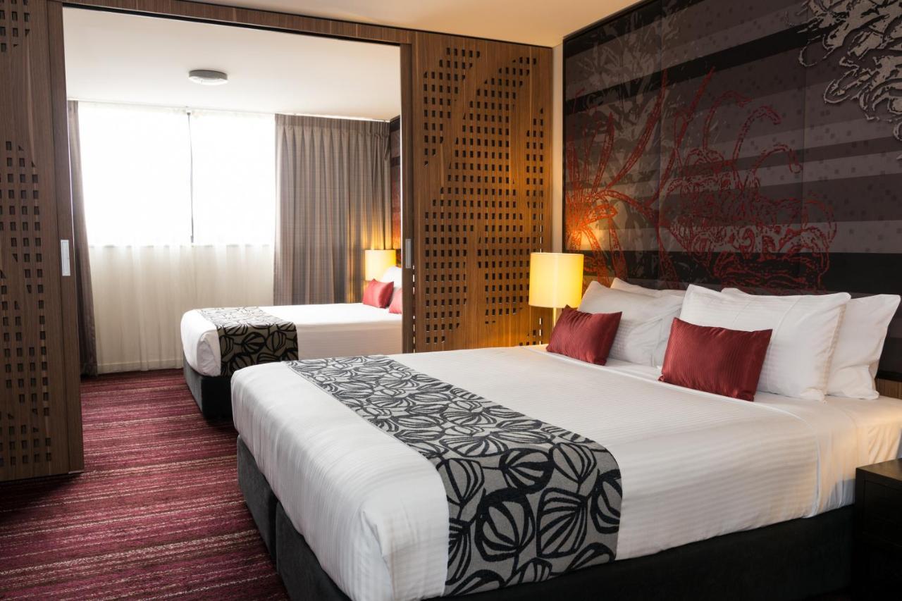Mantra Gladstone Aparthotel Bagian luar foto