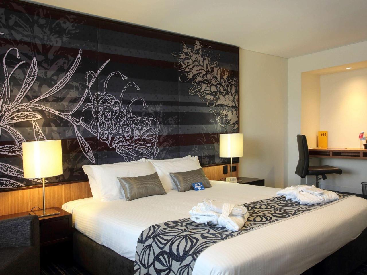 Mantra Gladstone Aparthotel Bagian luar foto