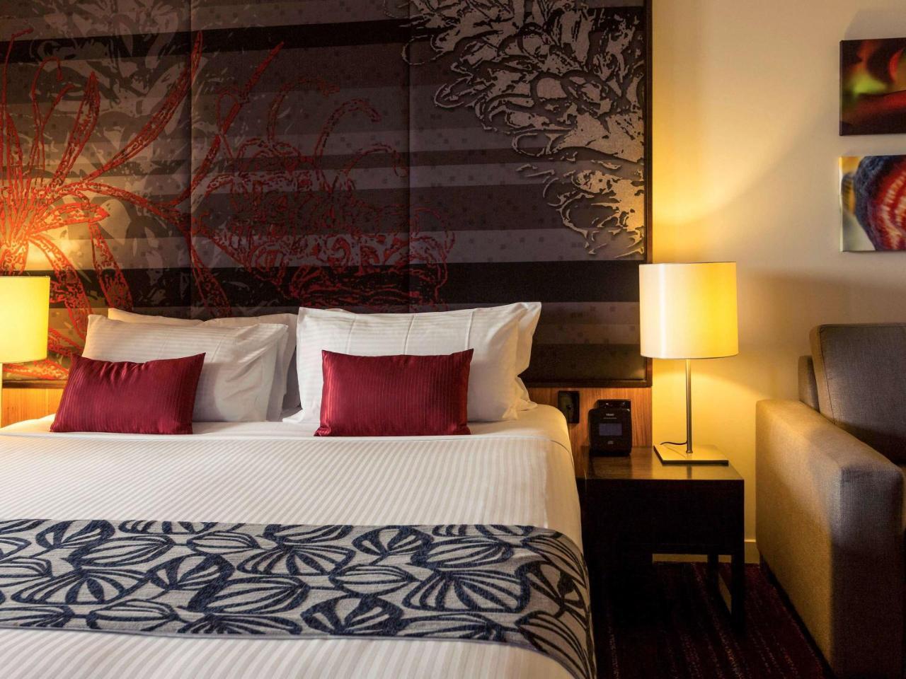 Mantra Gladstone Aparthotel Bagian luar foto