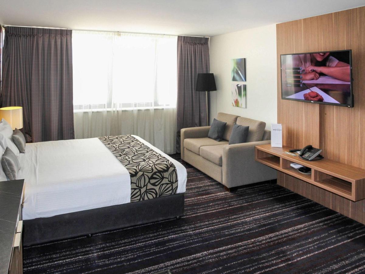 Mantra Gladstone Aparthotel Bagian luar foto