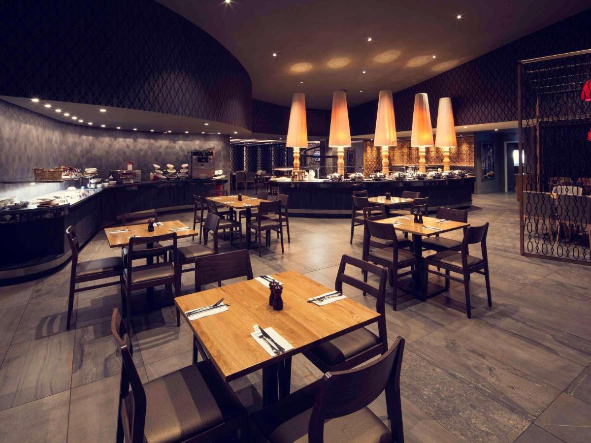 Mantra Gladstone Aparthotel Bagian luar foto